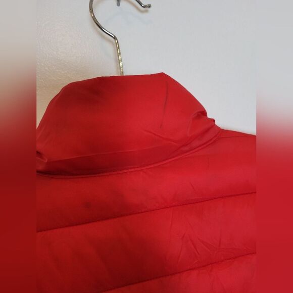 Old Navy Go-H2O Water Resistant Puffer Jacket Narrow Channel Robbie Red Small - Picture 8 of 9